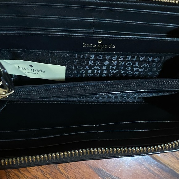 Kate Spade Hot Pink Satchel with wallet - Picture 12 of 12